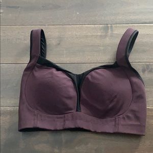 Lululemon sport bra